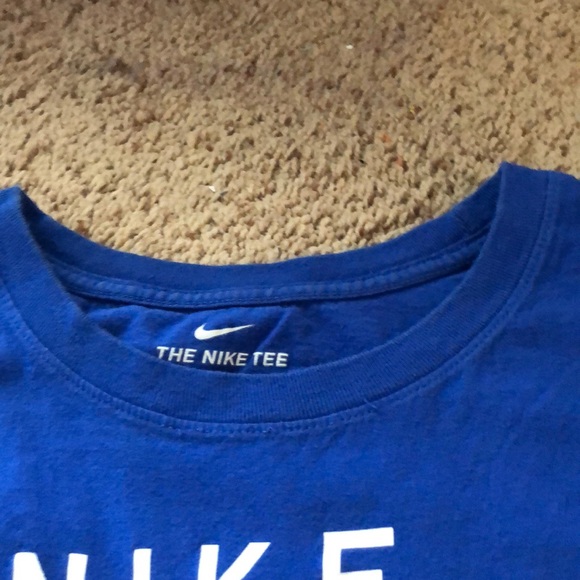 Men’s Blue Nike tee - Picture 4 of 4